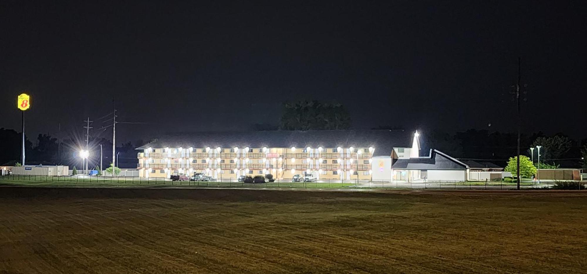 Super 8 By Wyndham Vandalia/dayton International Airport Hotel *
