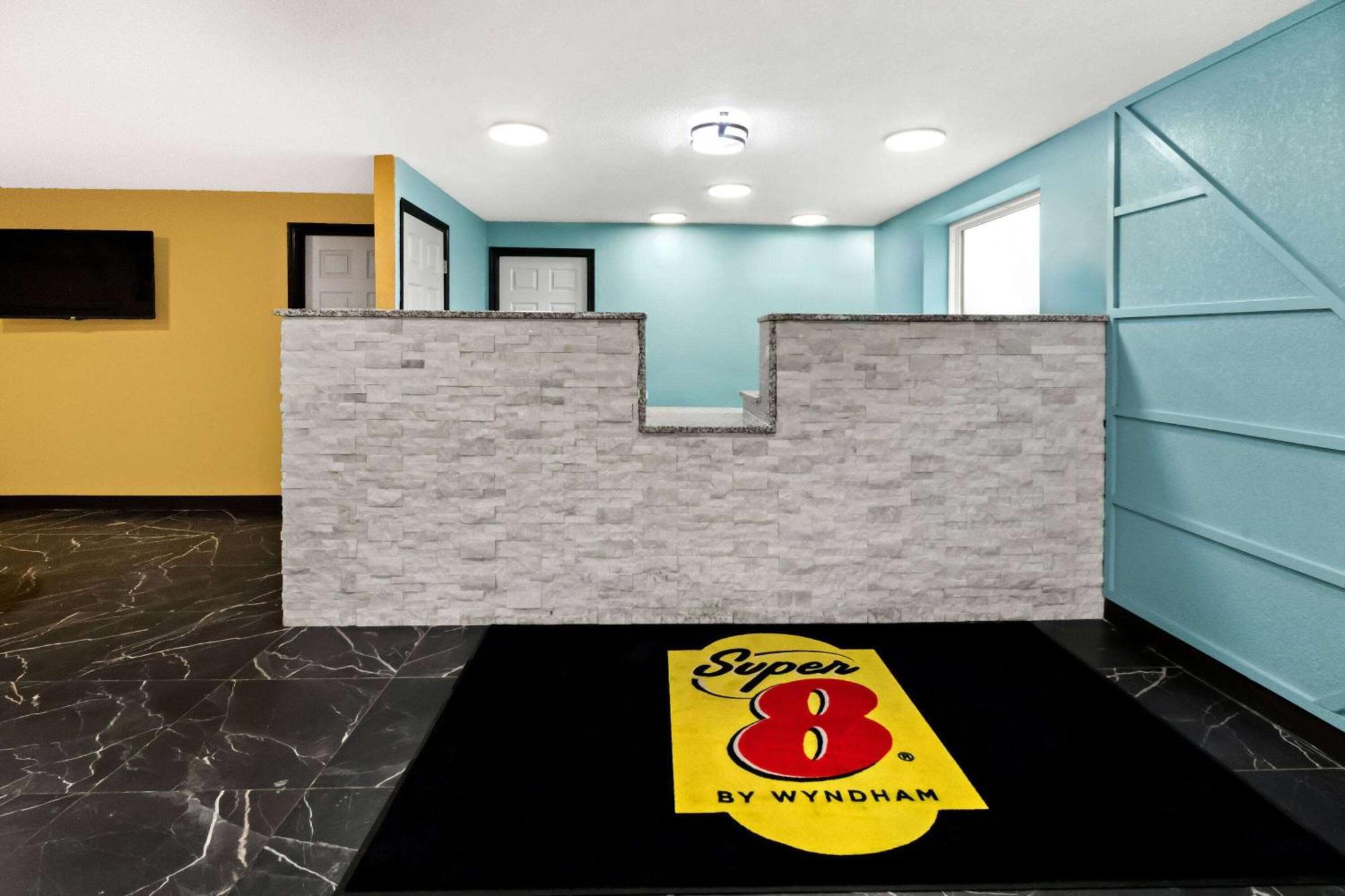 Super 8 By Wyndham Vandalia/dayton International Airport *