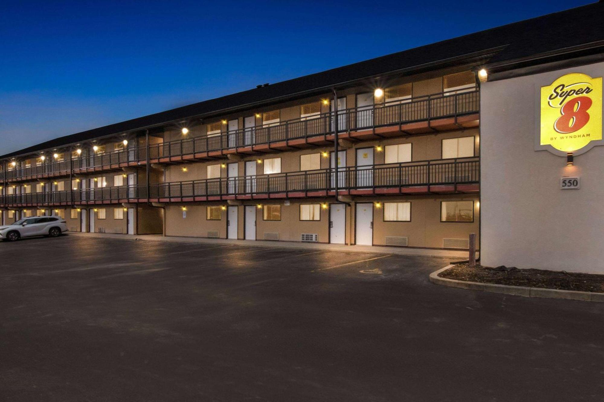 Hotel Super 8 By Wyndham Vandalia/dayton International Airport