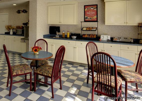 Super 8 By Wyndham Vandalia/dayton International Airport Hotel