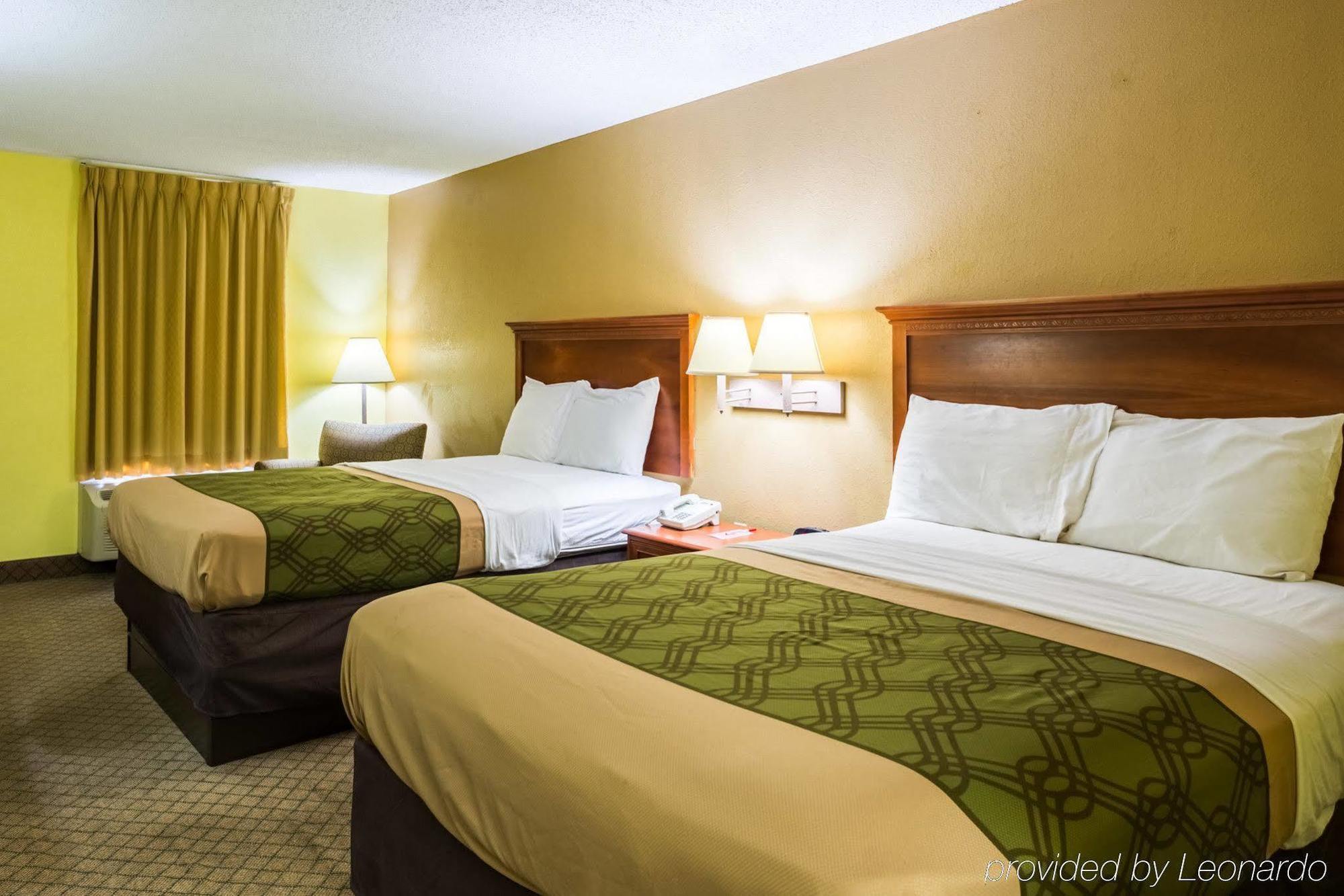 Hotel Super 8 By Wyndham Vandalia/dayton International Airport