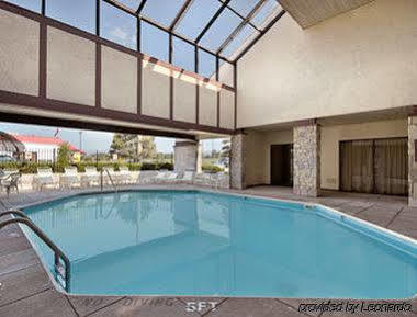 Hotel Super 8 By Wyndham Vandalia/dayton International Airport *