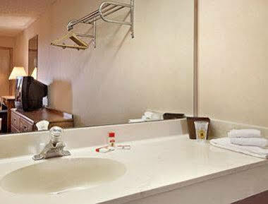 Hotel Super 8 By Wyndham Vandalia/dayton International Airport *